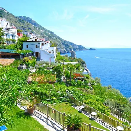 Costa Diva فندق 3*