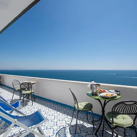 Ξενοδοχείο Costa Diva Praiano