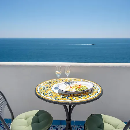 Costa Diva